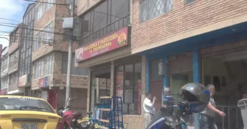 PANADERIA Y PASTELERIA LA TRIUNFADORA LA ESPERANZA SUR PANADERIA Y PASTELERIA LA TRIUNFADORA LA ESPERANZA SUR